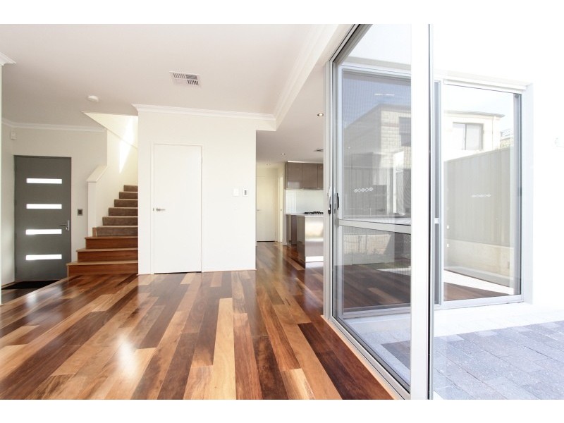 4/30 Waddell Road, Palmyra WA 6157