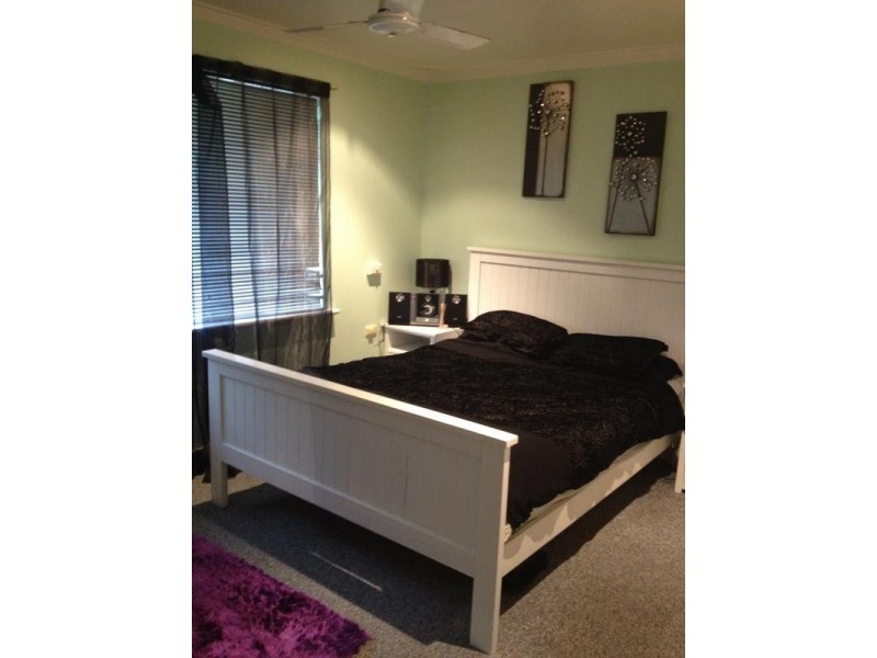 18b Karoonda Rd, Booragoon WA 6154