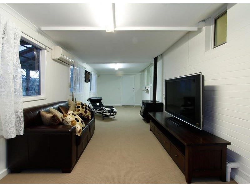 85 Lefroy Rd, Beaconsfield WA 6162