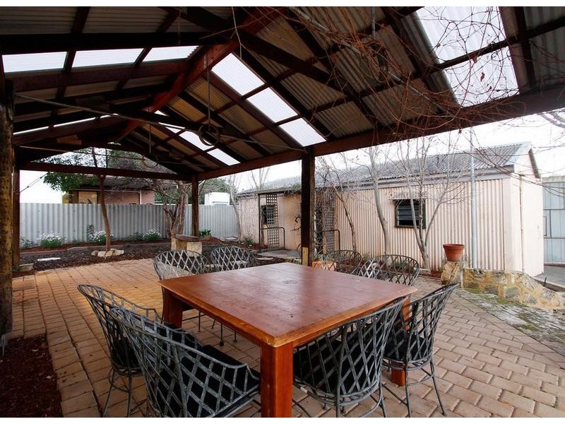 85 Lefroy Rd, Beaconsfield WA 6162