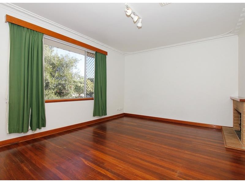 34 Denny Way, Alfred Cove WA 6154