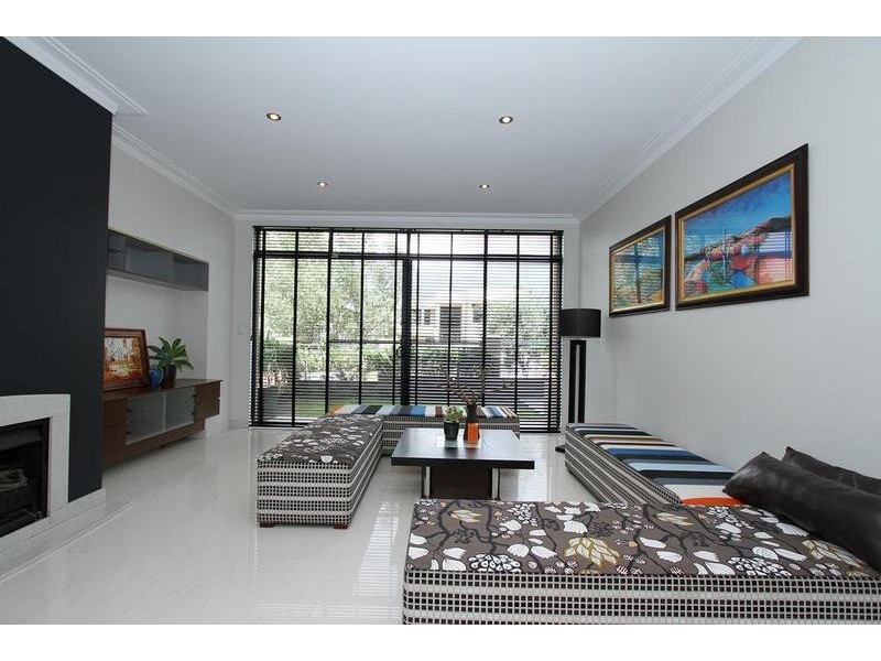 2a Bateman Rd, Mount Pleasant WA 6153