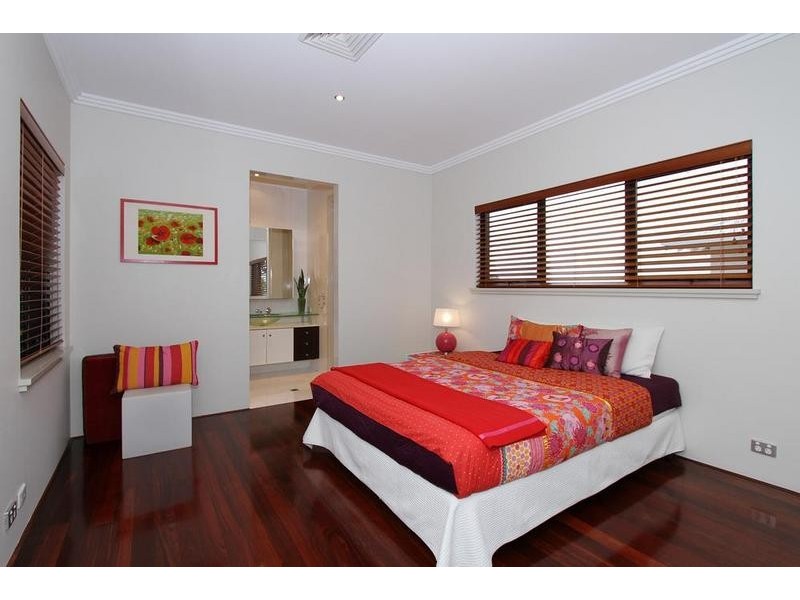 2a Bateman Rd, Mount Pleasant WA 6153