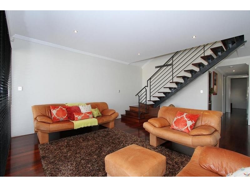 2a Bateman Rd, Mount Pleasant WA 6153