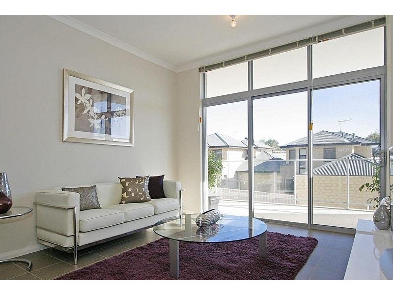 2/880 Canning Highway, Applecross WA 6153