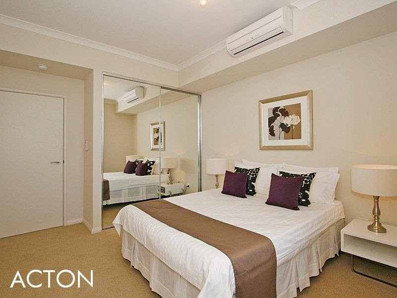 2/880 Canning Highway, Applecross WA 6153