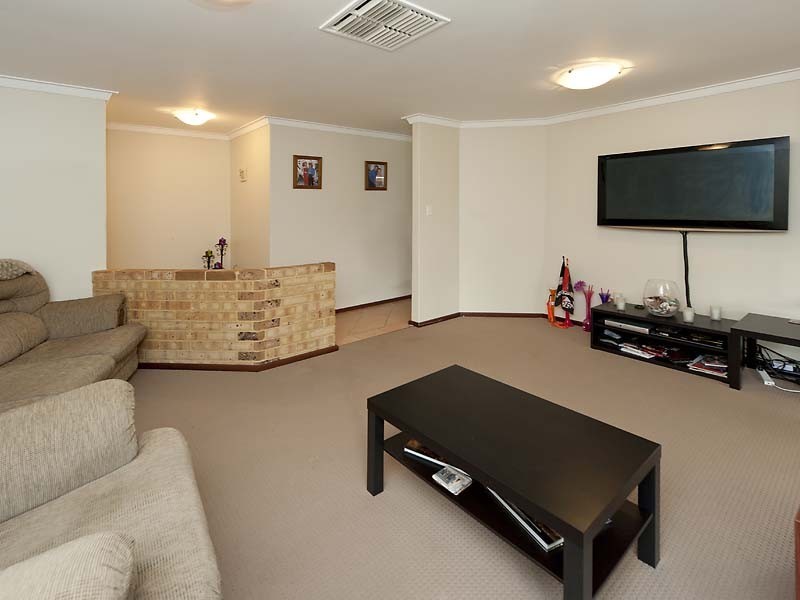 3/55 Holman St, Alfred Cove WA 6154