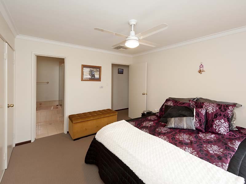 3/55 Holman St, Alfred Cove WA 6154