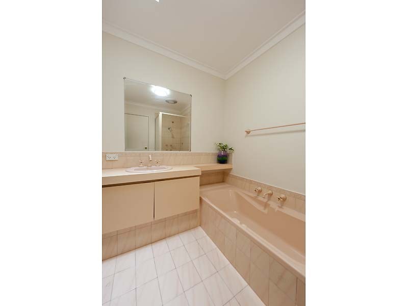 3/55 Holman St, Alfred Cove WA 6154
