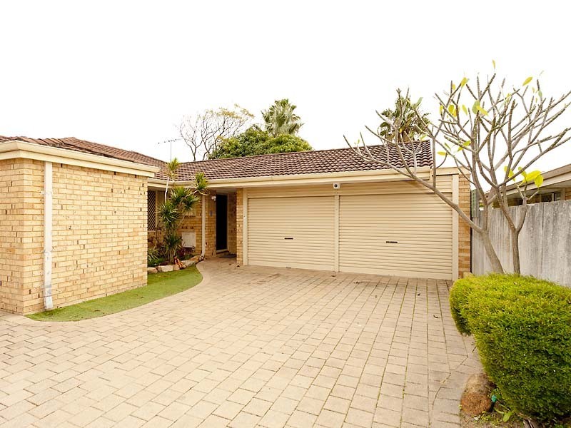 3/55 Holman St, Alfred Cove WA 6154