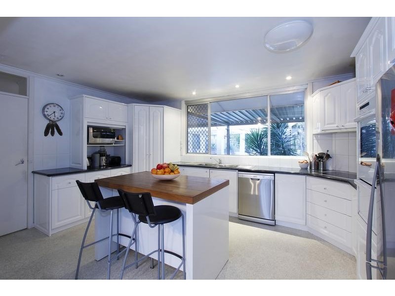 24 Pass Crescent, Beaconsfield WA 6162