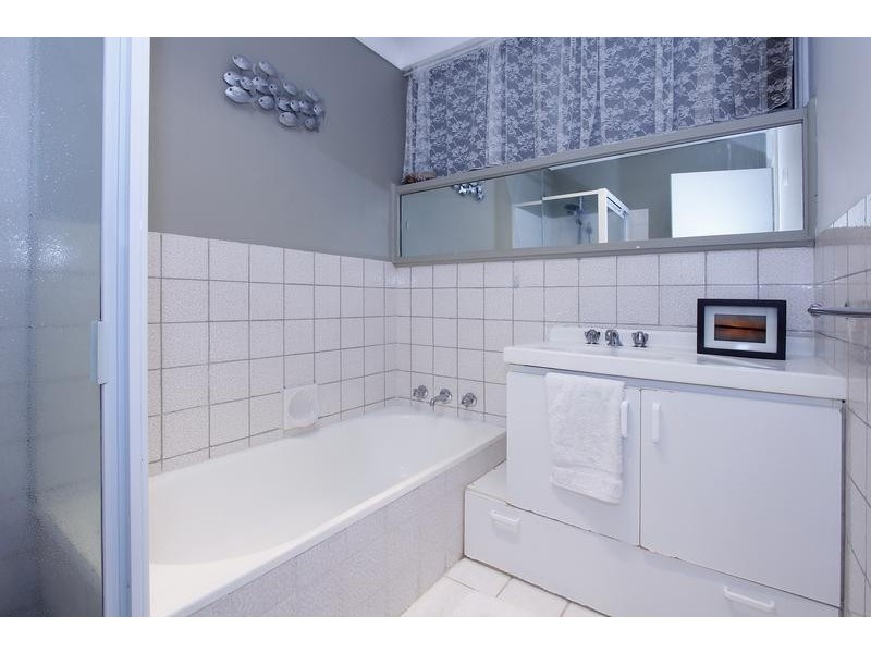 24 Pass Crescent, Beaconsfield WA 6162