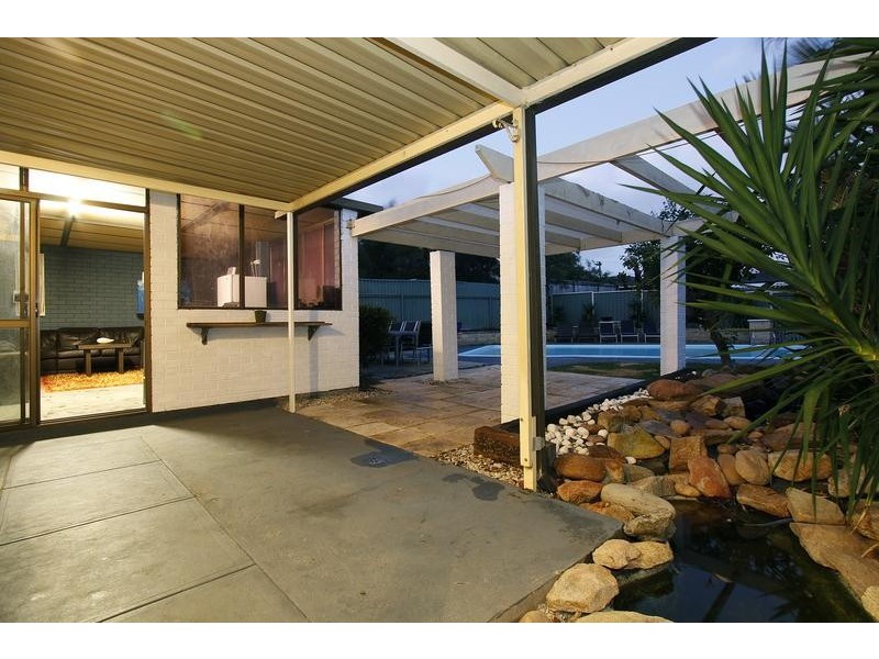 24 Pass Crescent, Beaconsfield WA 6162