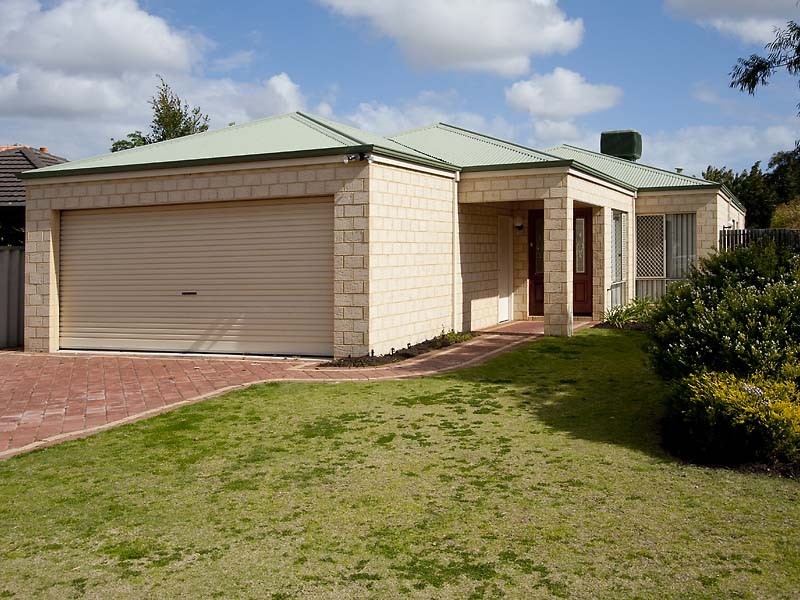 72a Wichmann Rd, Attadale WA 6156