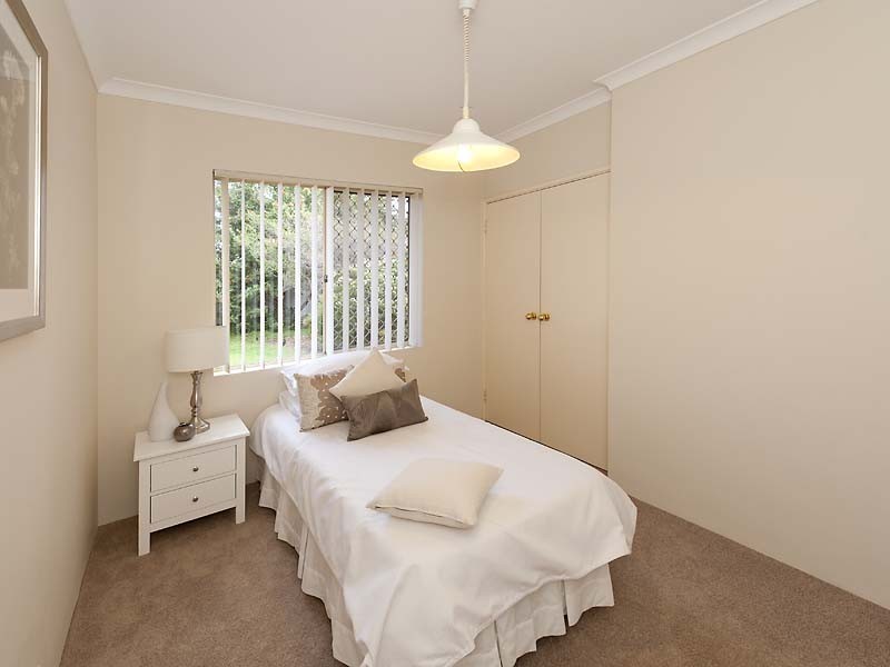 72a Wichmann Rd, Attadale WA 6156