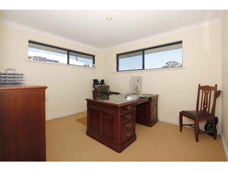 41a Mitchell St, Ardross WA 6153