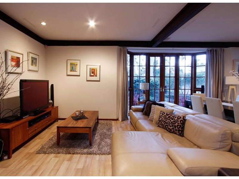 10 Palmer St, Attadale WA 6156