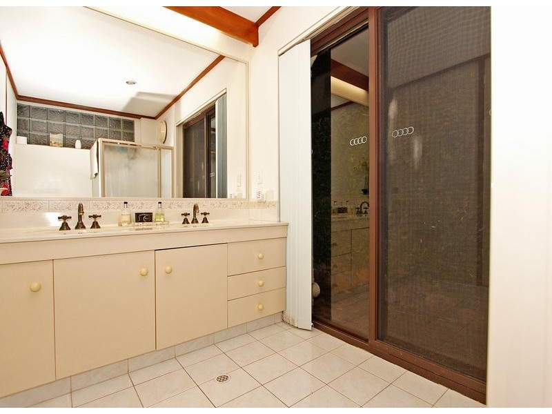 10 Palmer St, Attadale WA 6156