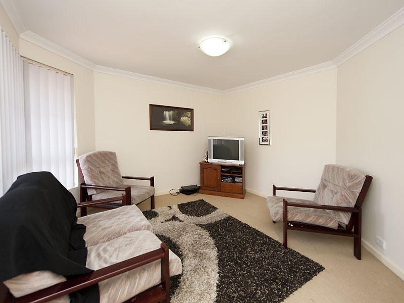 2/46 Widdicombe St, Myaree WA 6154