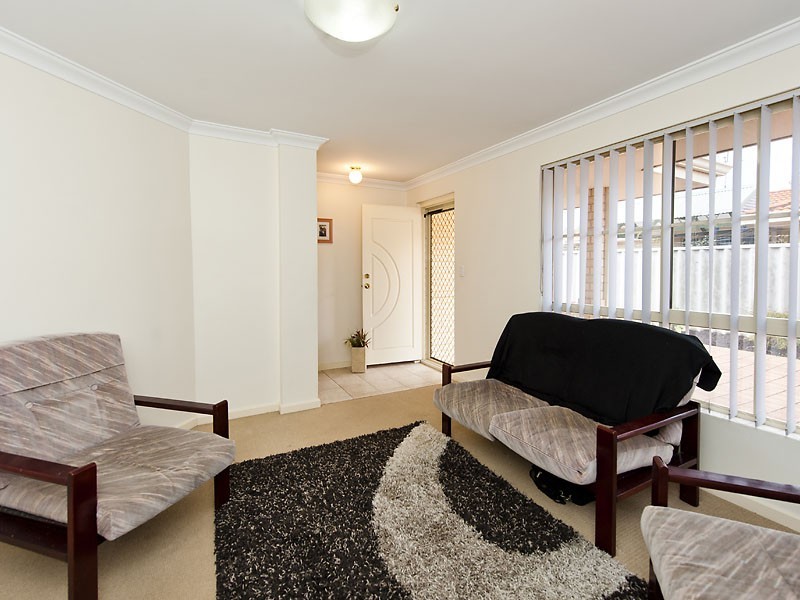 2/46 Widdicombe St, Myaree WA 6154