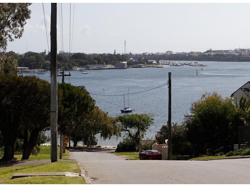 2C Braunton Street, Bicton WA 6157