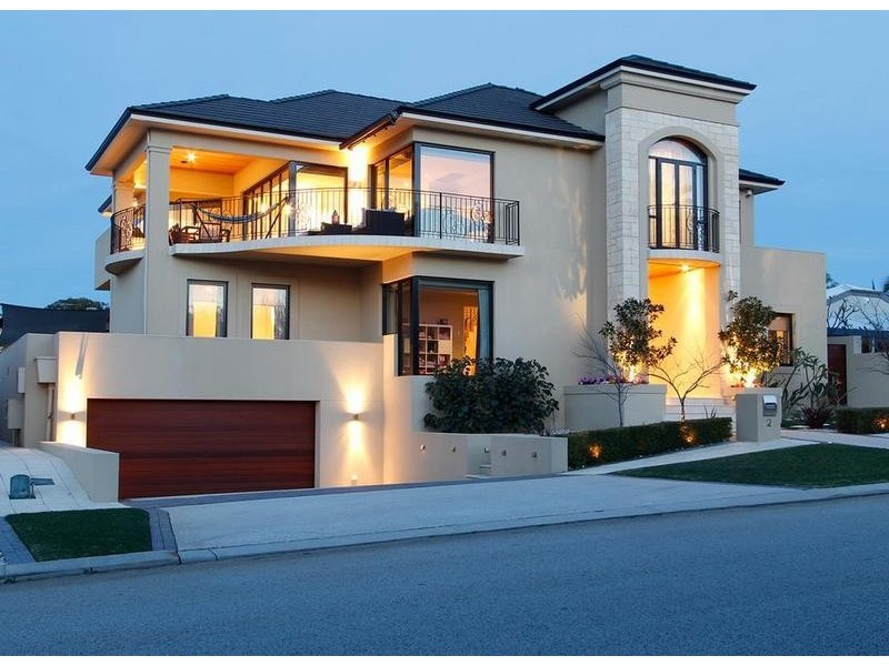 2 First Ave, Rossmoyne WA 6148