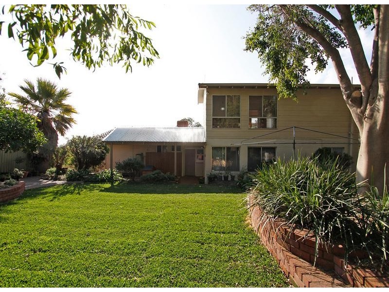 66 McCallum Cres, Ardross WA 6153