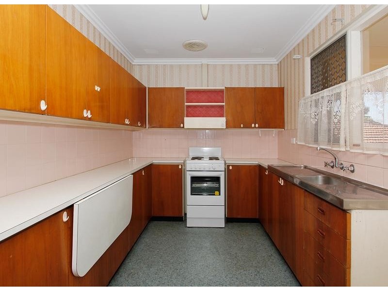 8 Rankin Way, Booragoon WA 6154