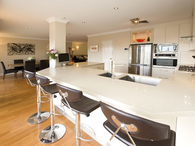 1a Milne St, Bicton WA 6157