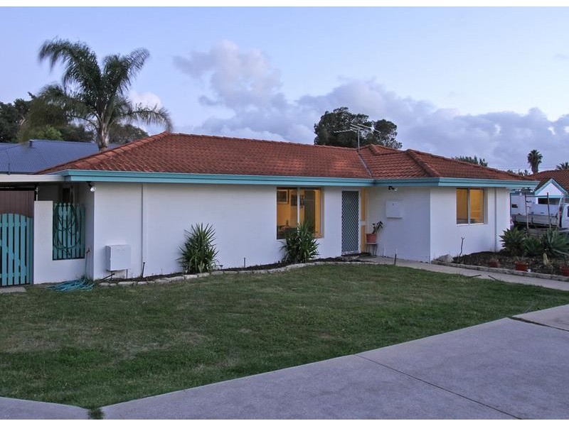 2/10 Oriana St, Belmont WA 6104