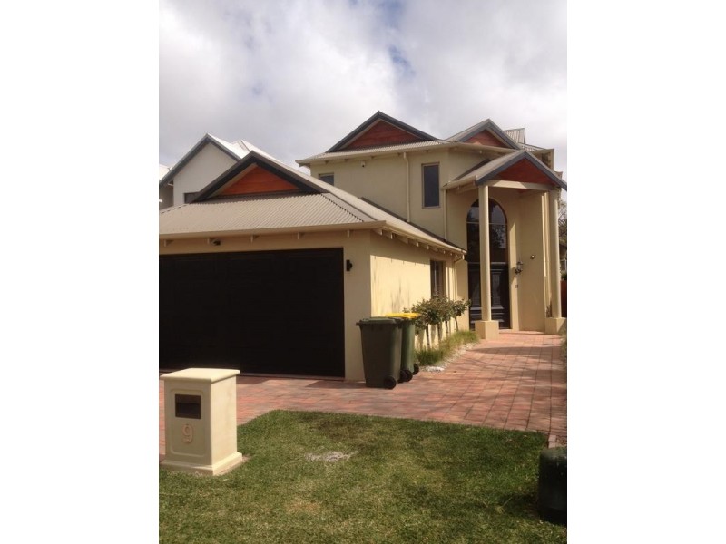 9 Francis Road, Applecross WA 6153