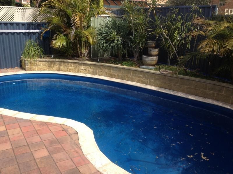 9 Francis Road, Applecross WA 6153