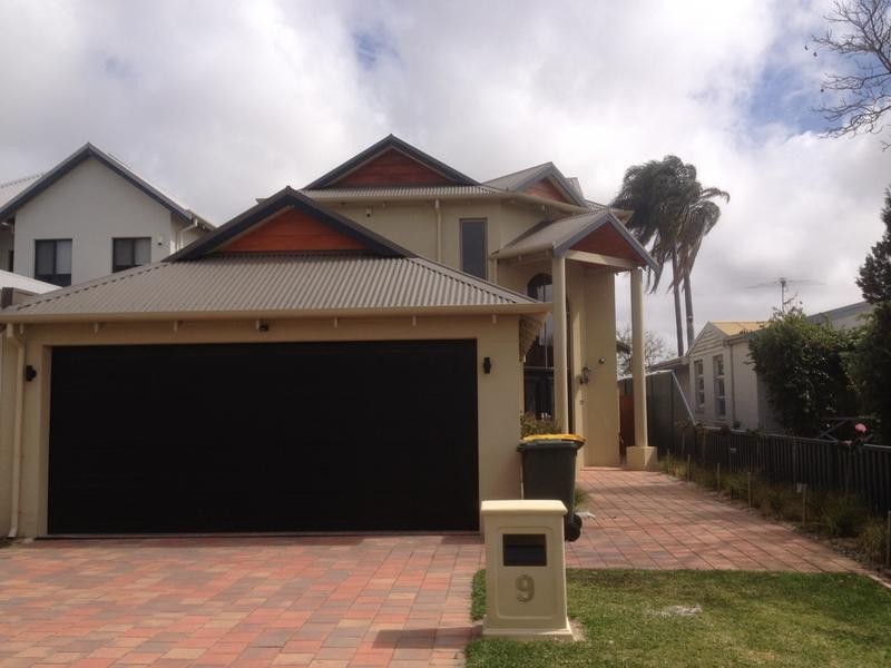 9 Francis Road, Applecross WA 6153