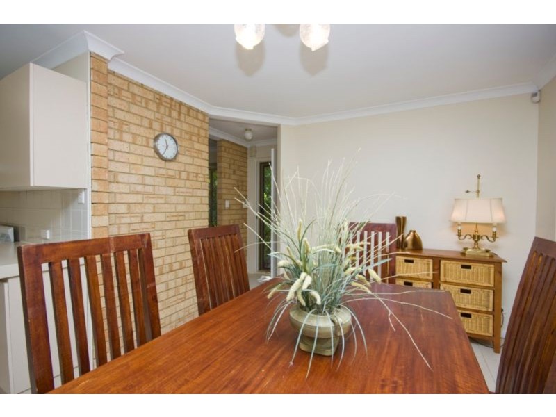 5b Carroll St, Ardross WA 6153