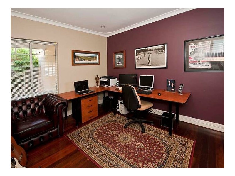 5 Regent Way, Mount Pleasant WA 6153