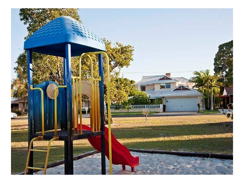 5 Regent Way, Mount Pleasant WA 6153