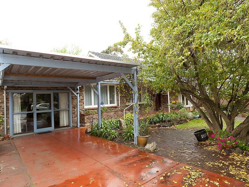 7 Reynolds Rd, Applecross WA 6153