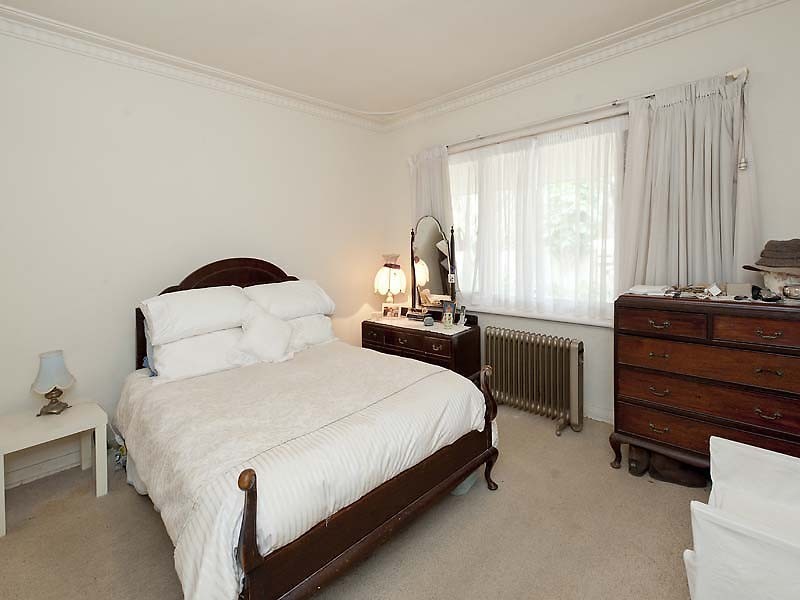 7 Reynolds Rd, Applecross WA 6153