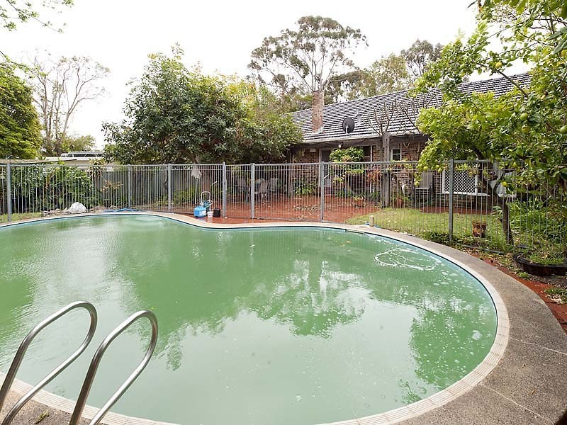 7 Reynolds Rd, Applecross WA 6153