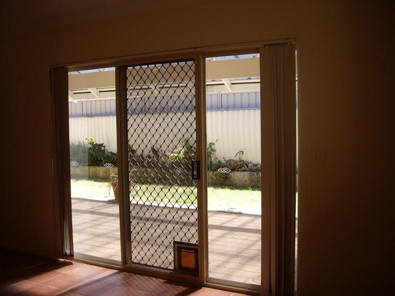 10 St Michael Tce, Mount Pleasant WA 6153