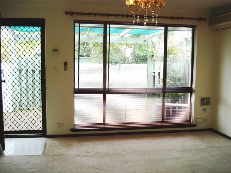 1/13 Brittain St, Como WA 6152