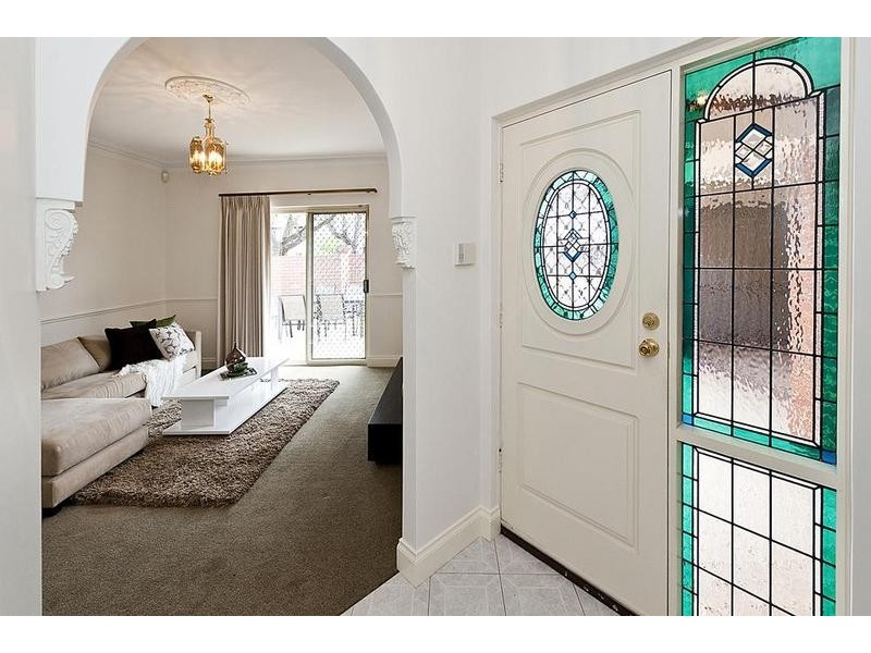 8 Forbes Rd, Applecross WA 6153