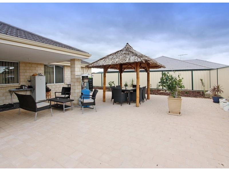 24 D’Vitale Loop, Byford WA 6122