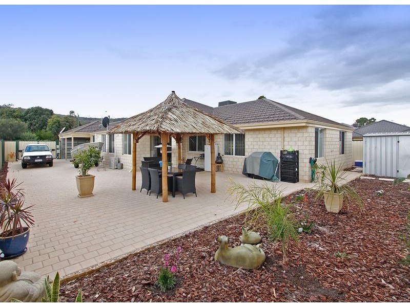 24 D’Vitale Loop, Byford WA 6122