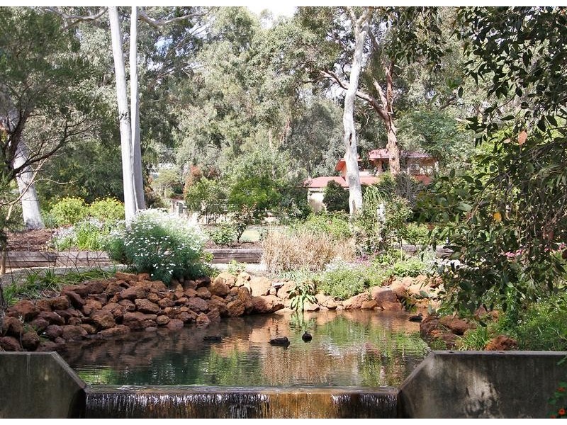 189a Orange Valley Rd, Kalamunda WA 6076