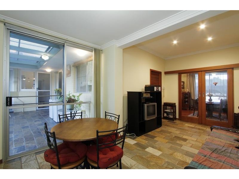 19 Pickering Way, Booragoon WA 6154