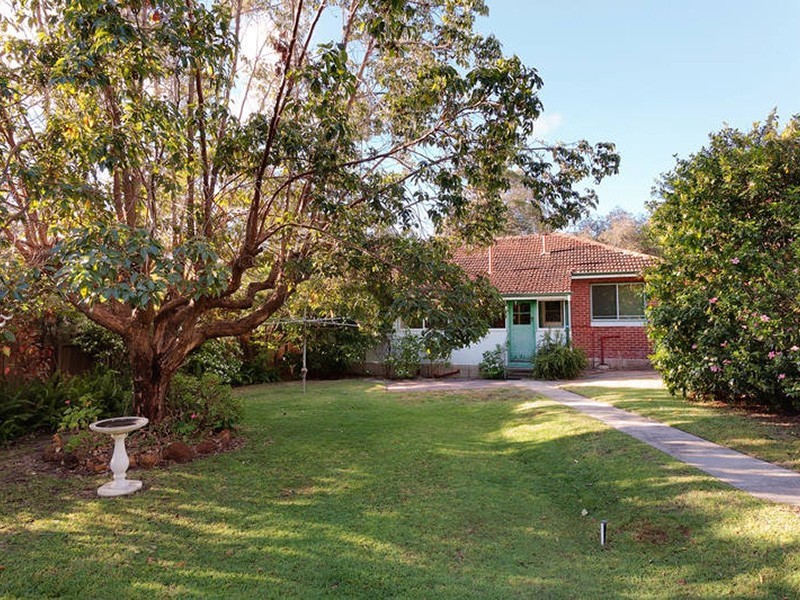3 Spey Road, Applecross WA 6153