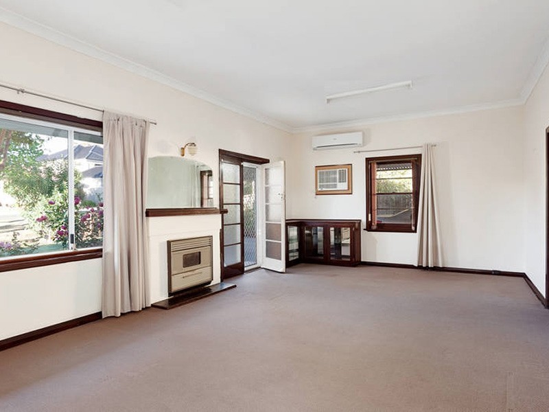 3 Spey Road, Applecross WA 6153