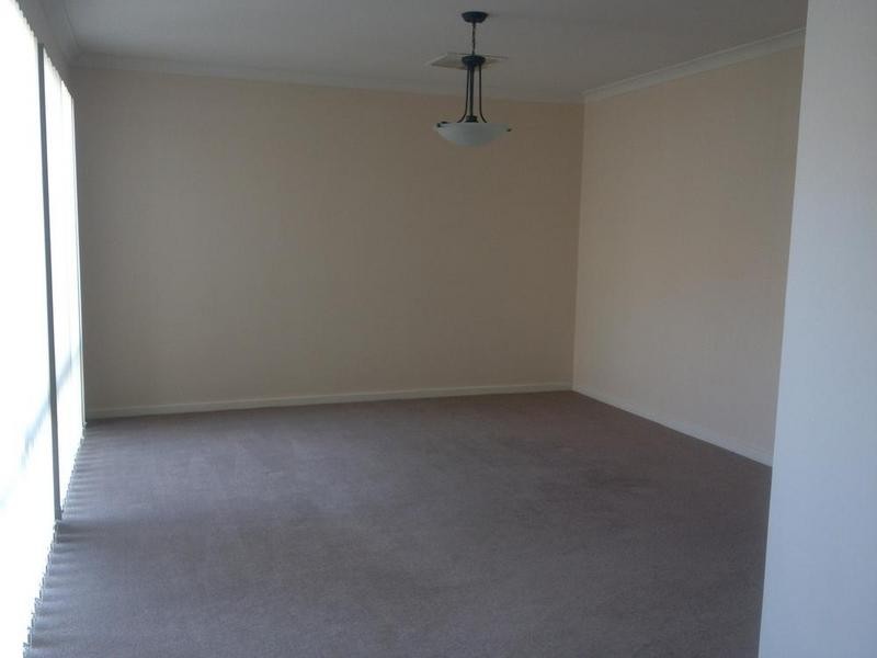 4/9 Groves Avenue, Attadale WA 6156