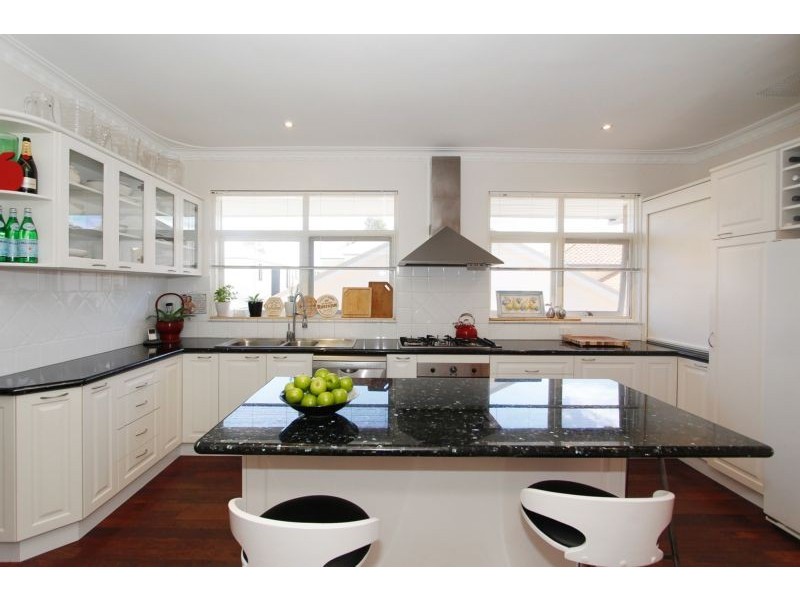 28 Blaven Way, Ardross WA 6153